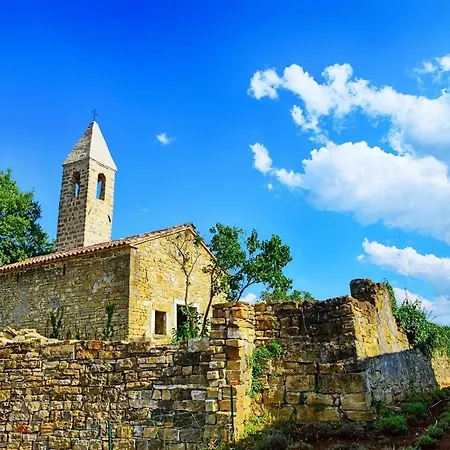 فيلة Monte Istra